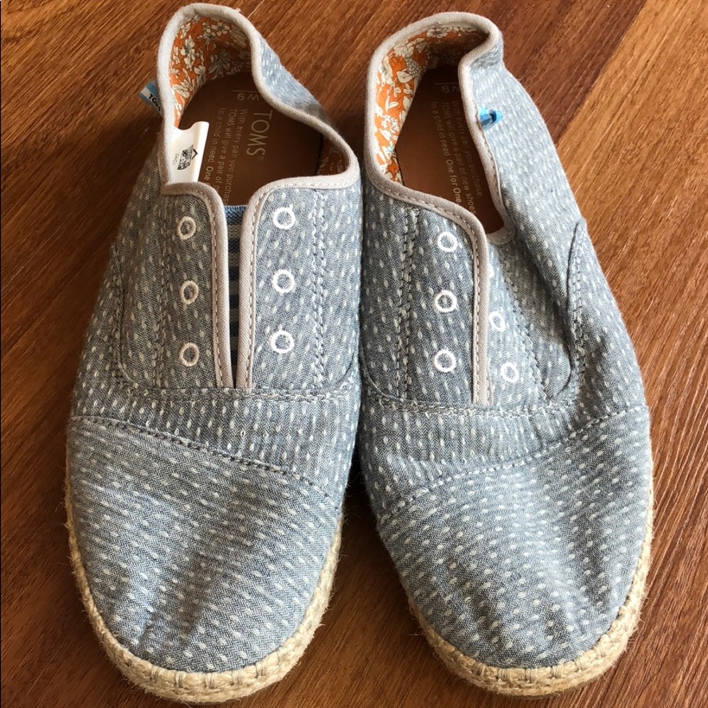 Patterned Blue Toms - image 1